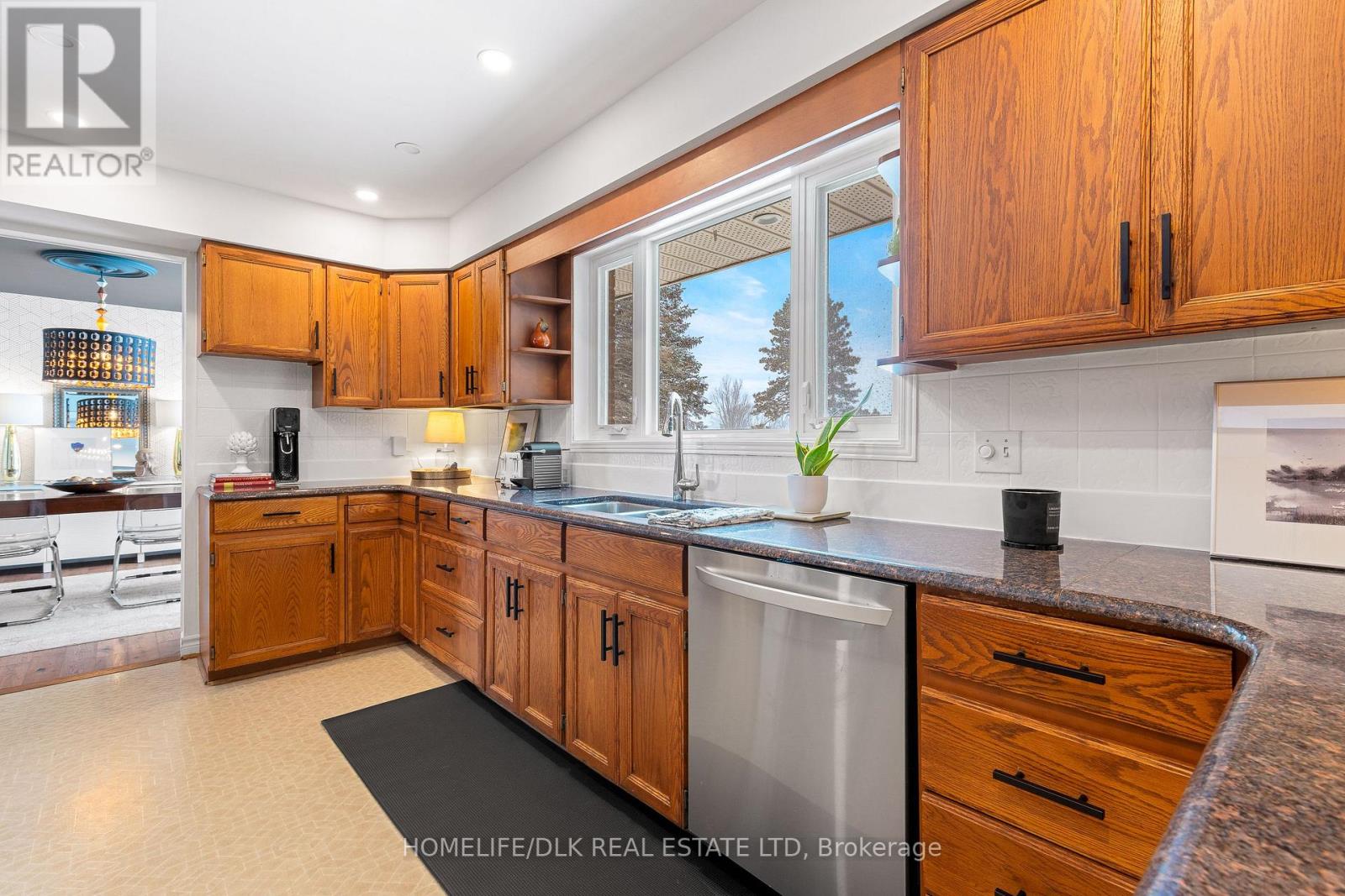 1102 BURNSIDE DRIVE - 14