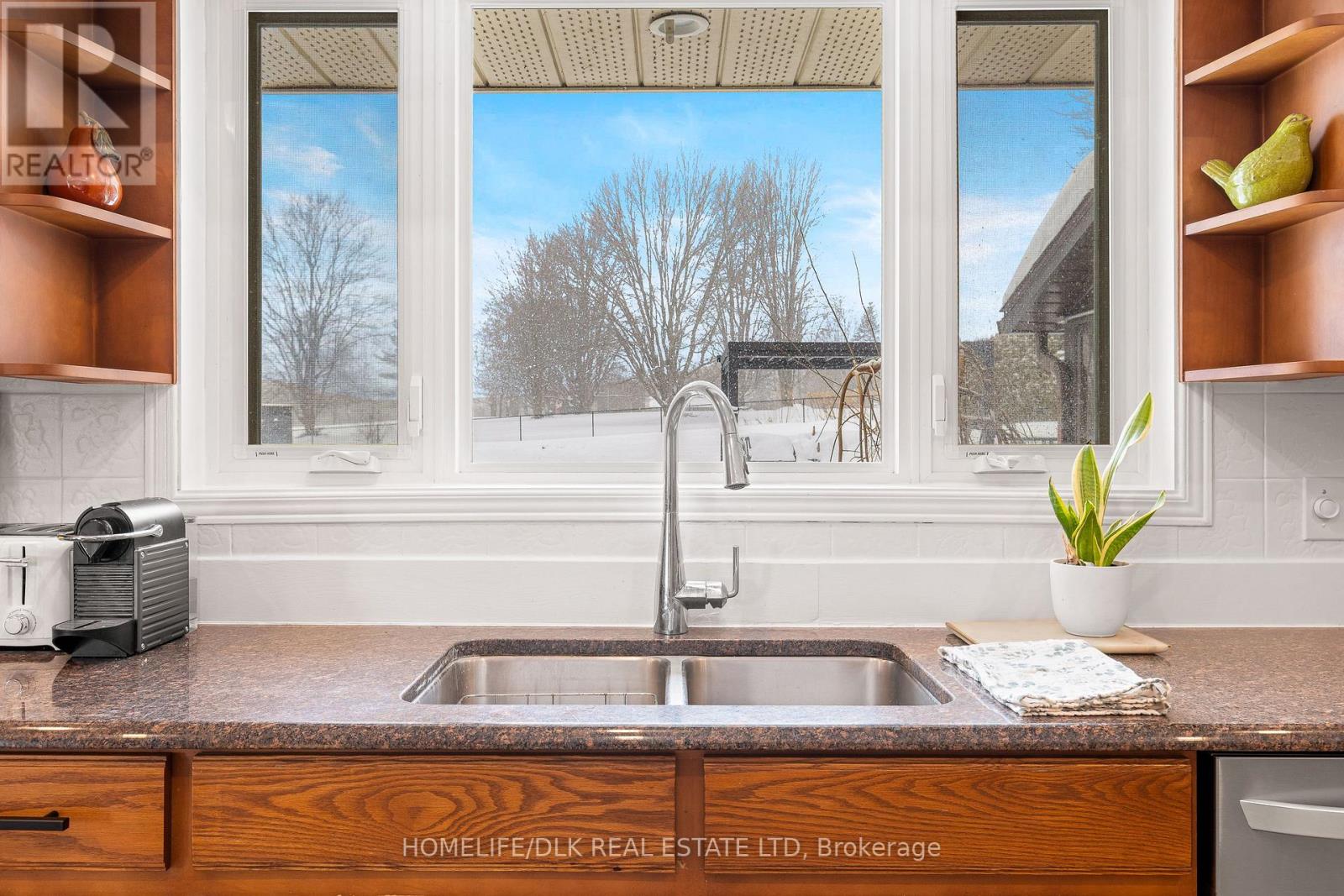 1102 BURNSIDE DRIVE - 15