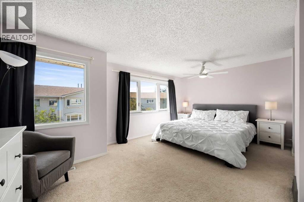 723 Queenston Terrace SE - 15