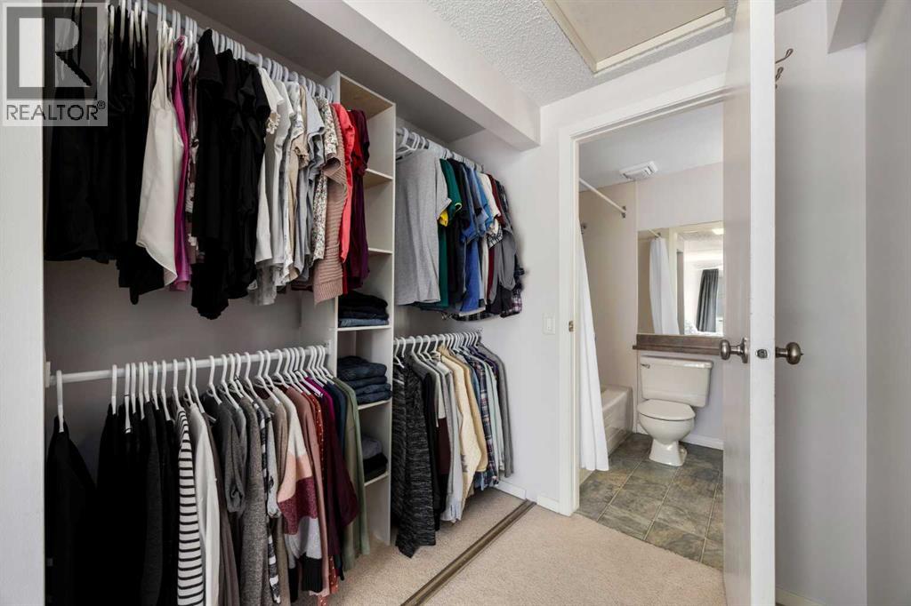 723 Queenston Terrace SE - 17
