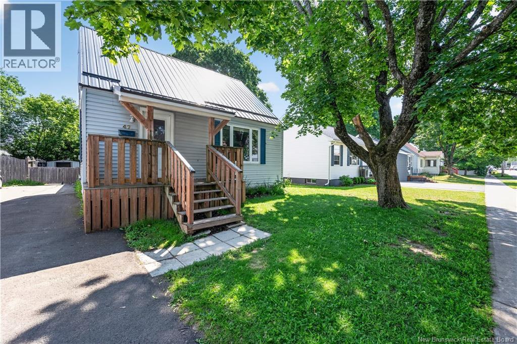 47 West Lane - 49