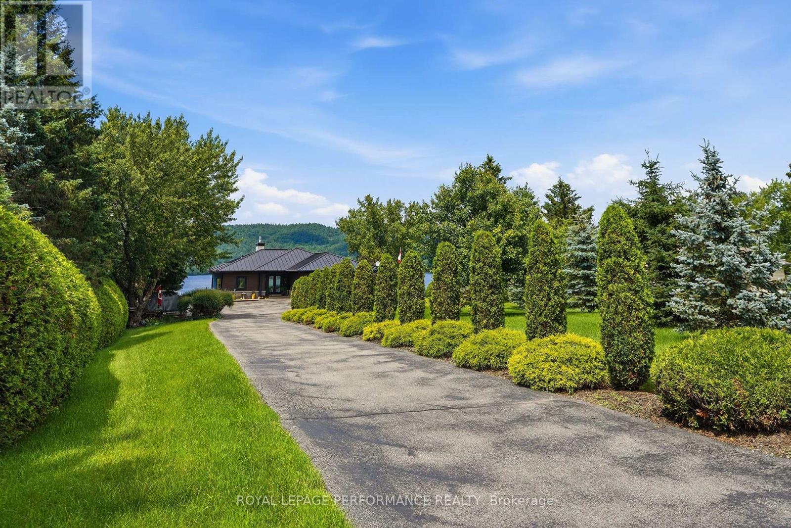 263 DU DOMAINE ROAD - 37