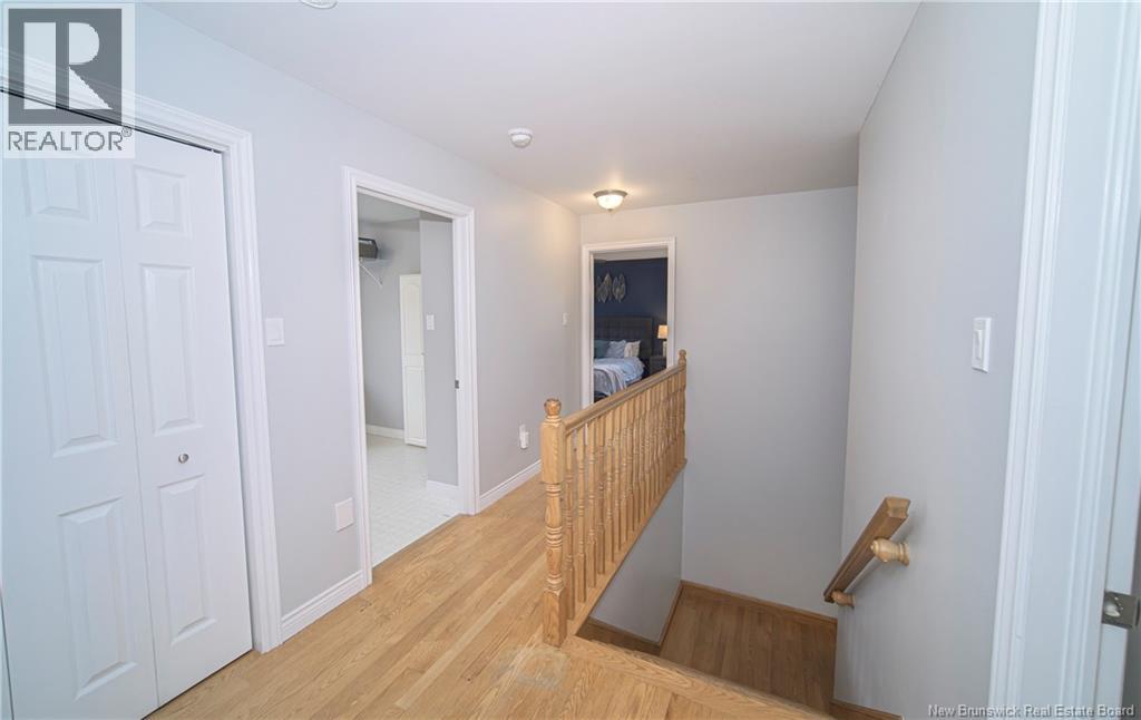 19 Howe Crescent - Image 18