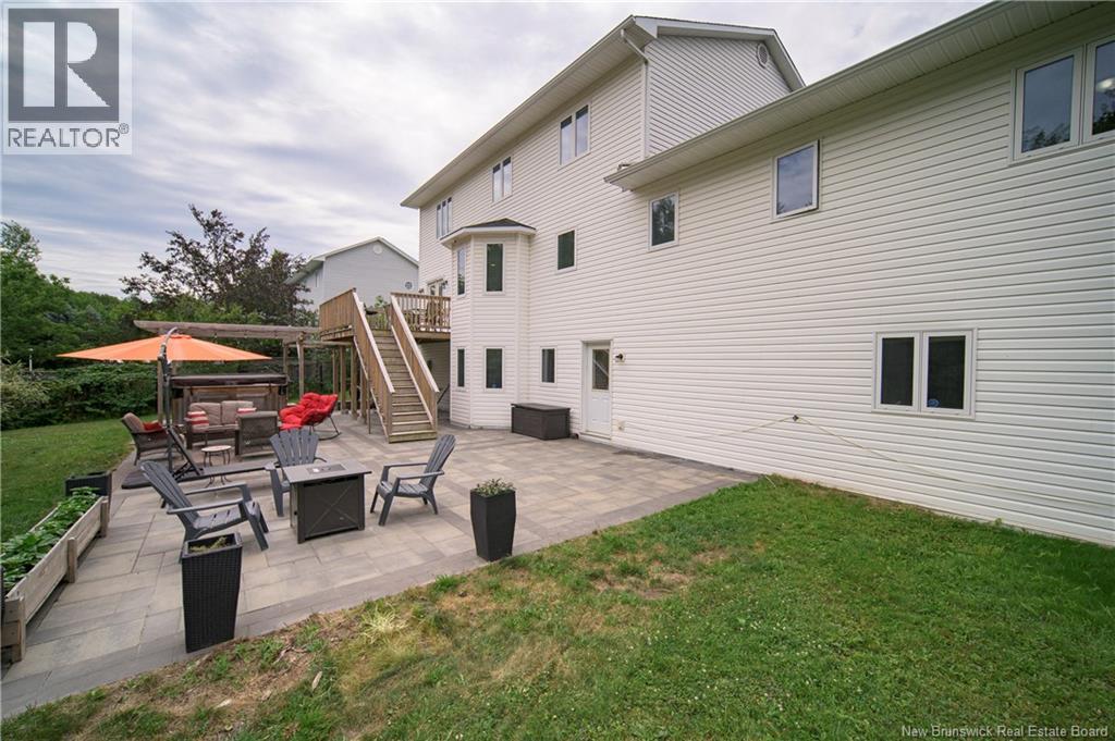 19 Howe Crescent - Image 39