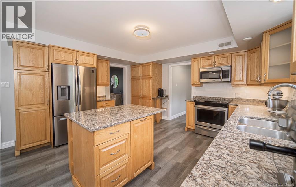 19 Howe Crescent - Image 4