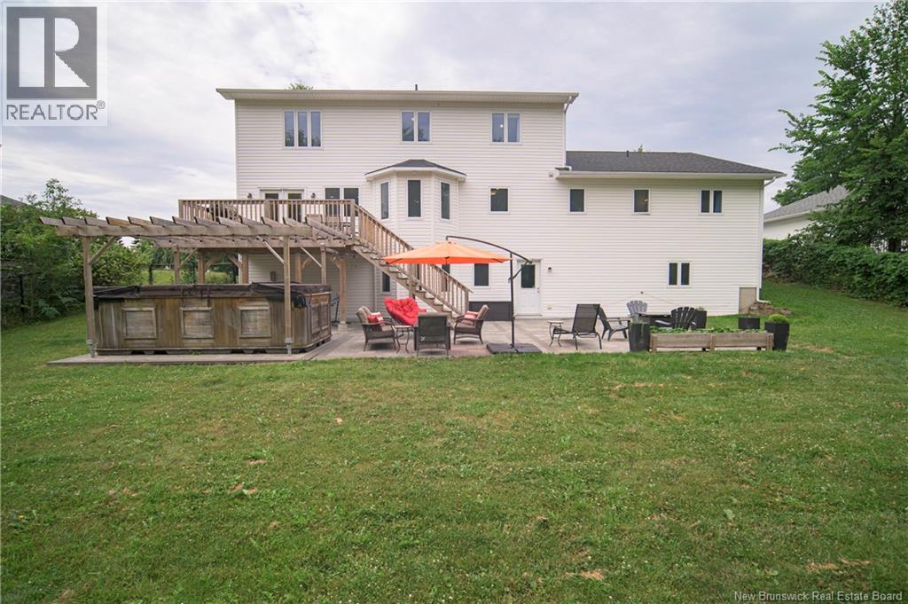 19 Howe Crescent - Image 41