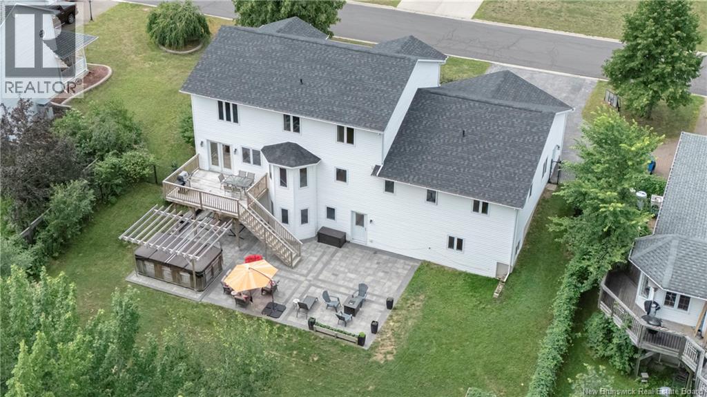 19 Howe Crescent - Image 47