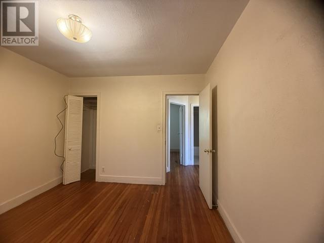 21 Park ST - 15