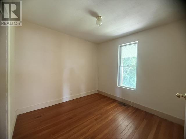 21 Park ST - 8