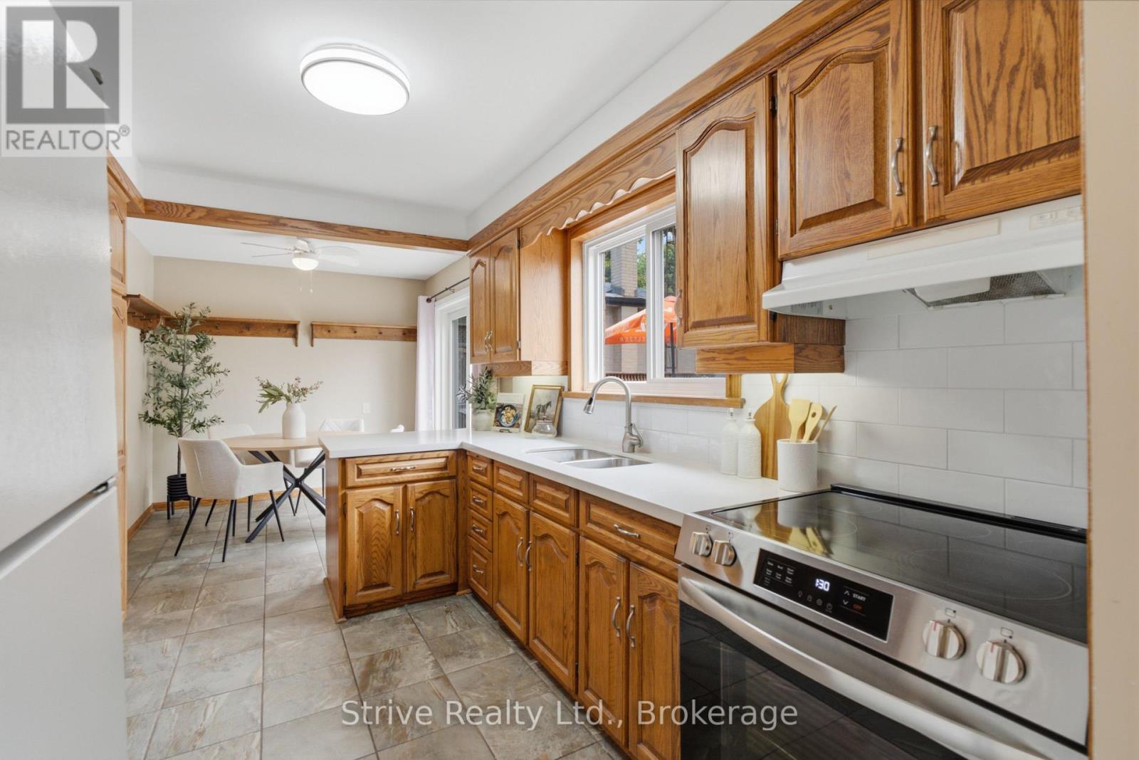 3 GILLBANK CRESCENT - 10