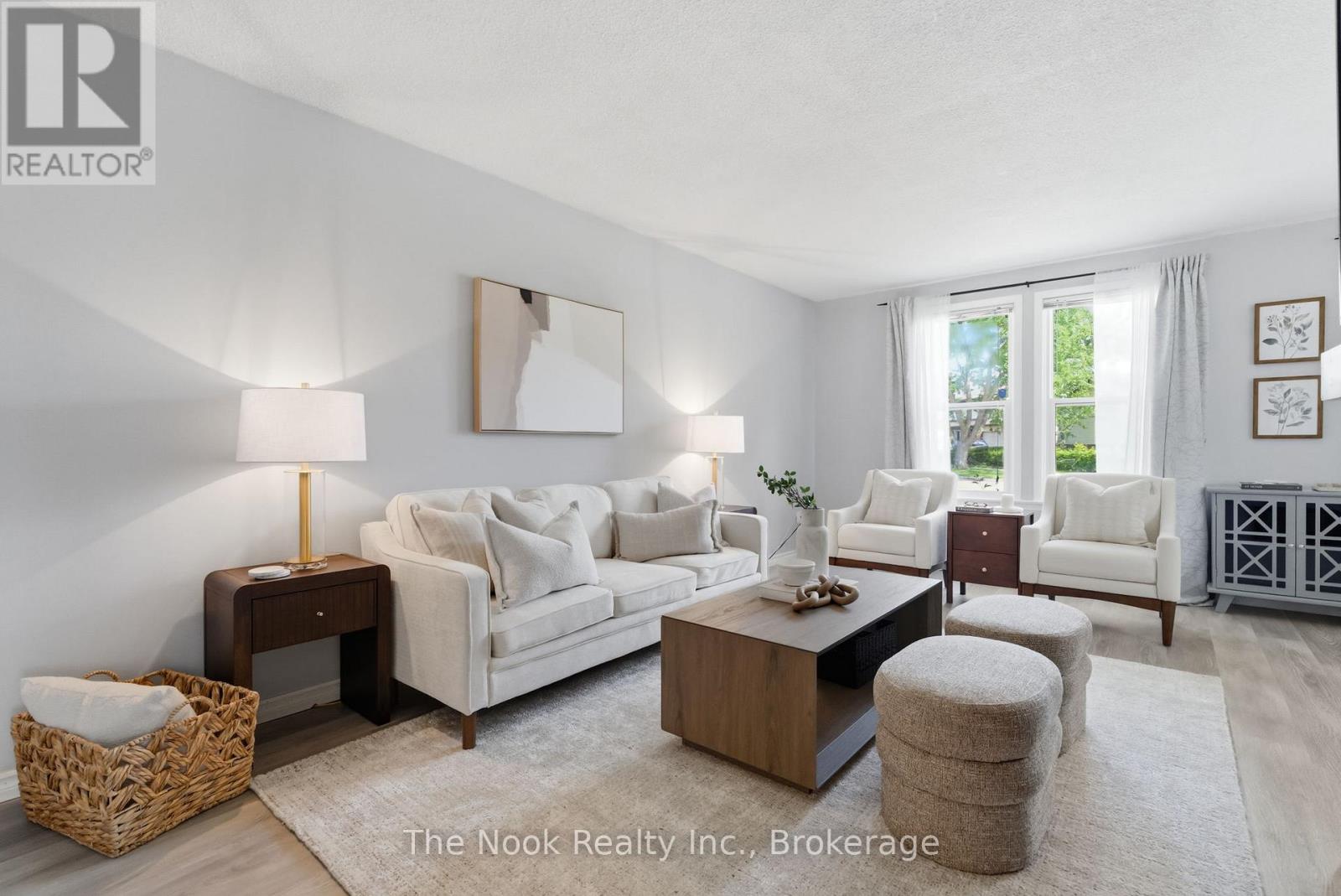 30 DEERPARK CRESCENT - 13
