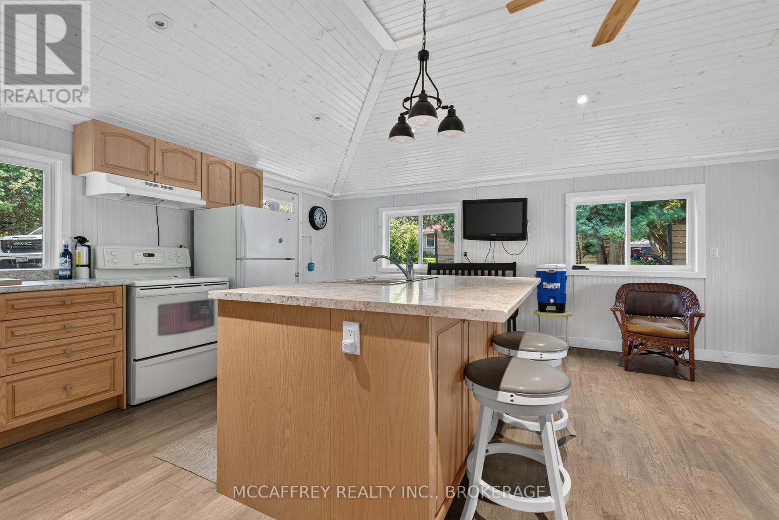 96 ISLANDVIEW LANE - Image 16