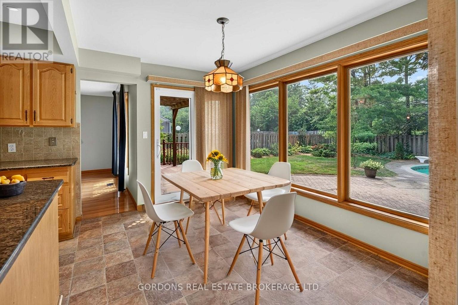 24 NOTTINGHAM PLACE - Image 15