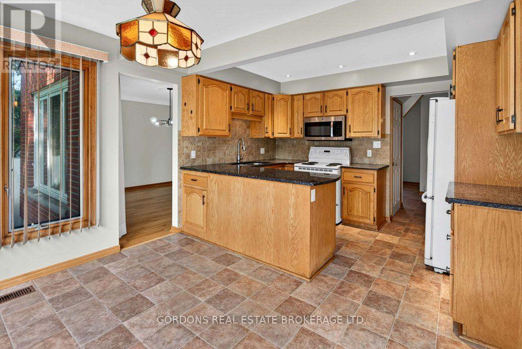 24 NOTTINGHAM PLACE - Image 18