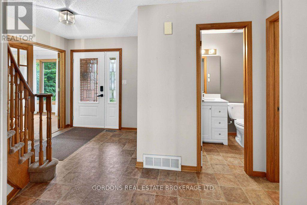 24 NOTTINGHAM PLACE - Image 21