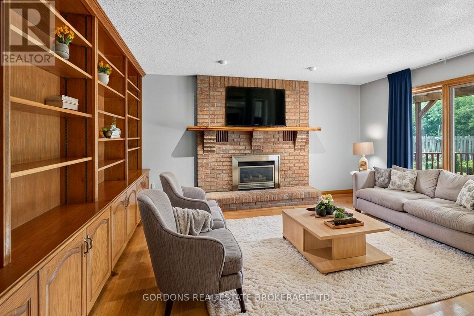 24 NOTTINGHAM PLACE - Image 22
