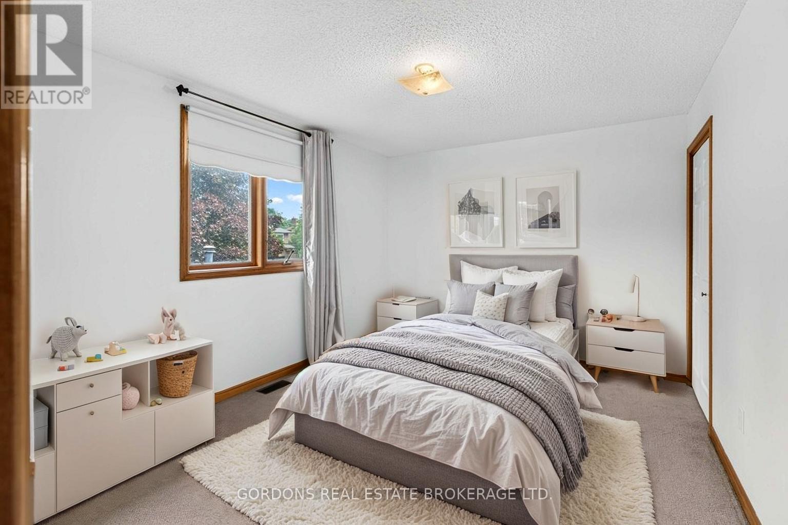 24 NOTTINGHAM PLACE - Image 33