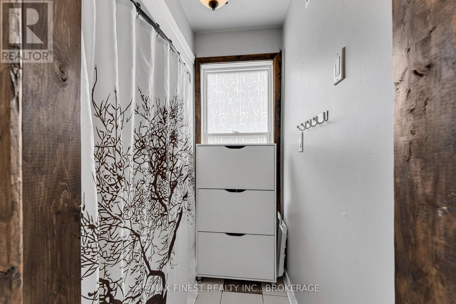 1 NEELY STREET - 19