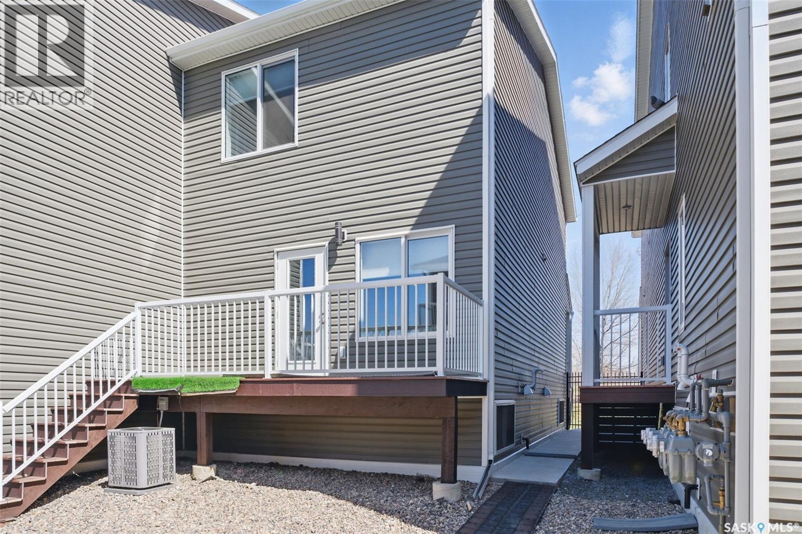 #421 L AVENUE S - 27