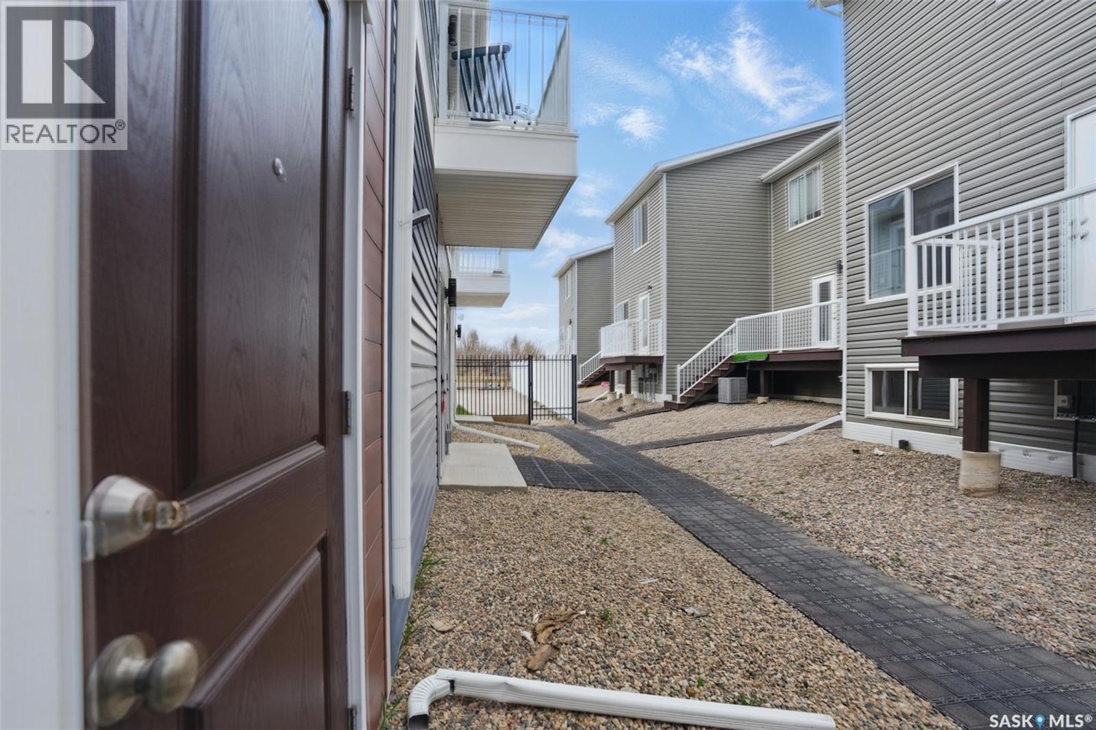#421 L AVENUE S - 29