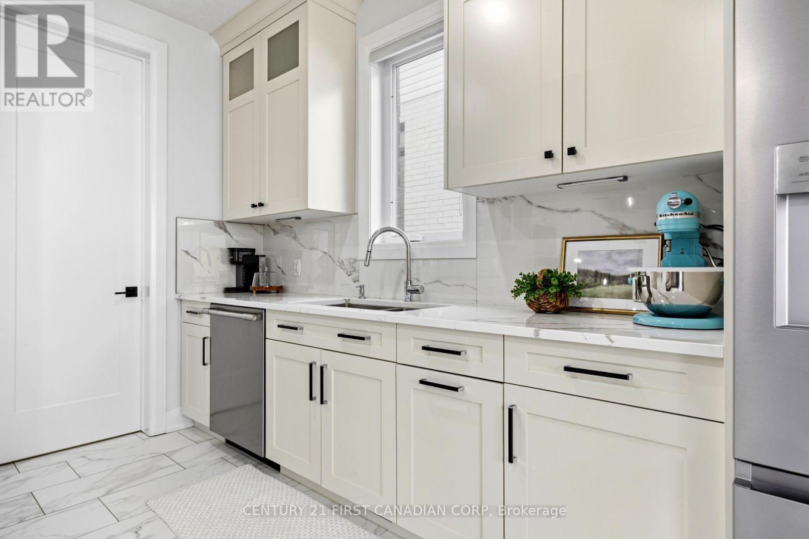 1909 BOARDWALK WAY - 13