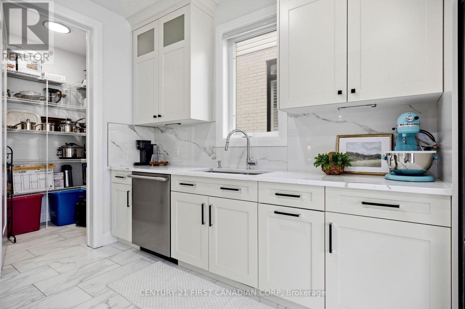 1909 BOARDWALK WAY - 14
