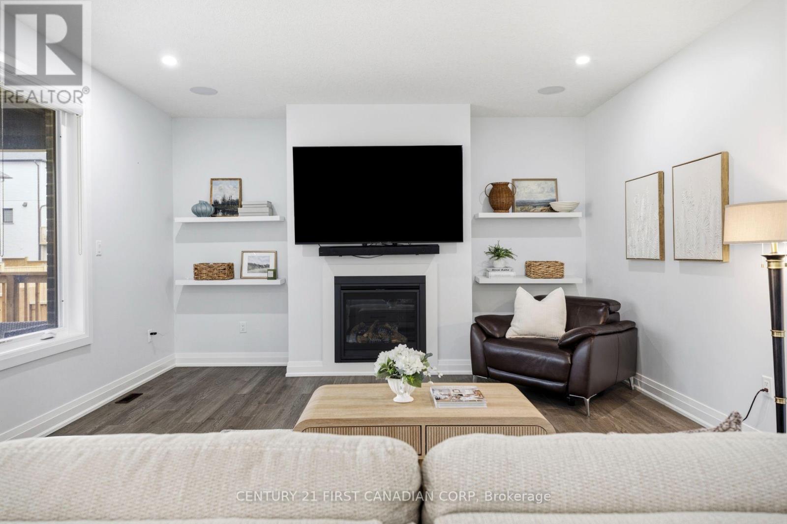 1909 BOARDWALK WAY - 21