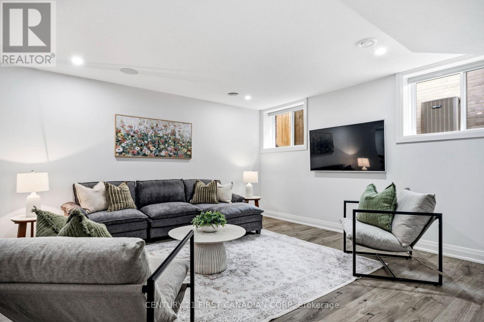 1909 BOARDWALK WAY - 35