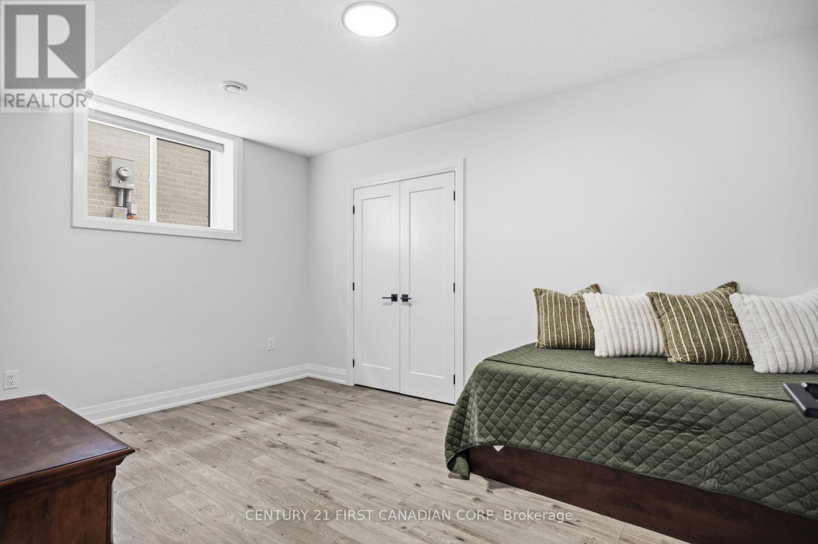 1909 BOARDWALK WAY - 41