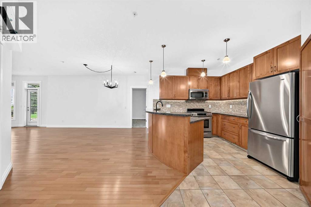 #103 4 Hemlock Crescent SW - Image 12