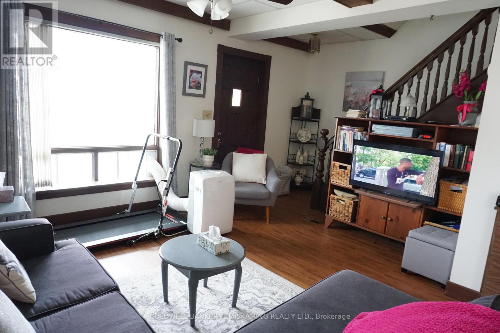 444 LAKESHORE ROAD N - 17