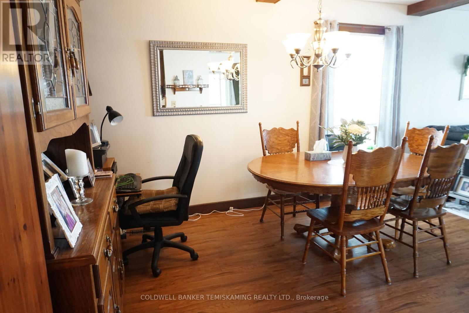 444 LAKESHORE ROAD N - 20