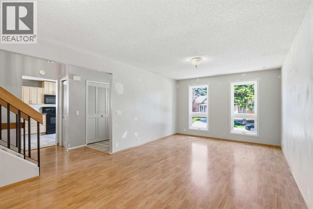 39 Woodglen Way SW - Image 3