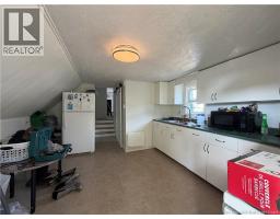 370 Acadie, Dieppe, NB E1A1H1 Photo 13