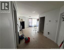 370 Acadie, Dieppe, NB E1A1H1 Photo 15