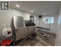 370 Acadie, Dieppe, NB E1A1H1 Photo 9
