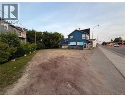 370 Acadie, Dieppe, NB E1A1H1 Photo 23