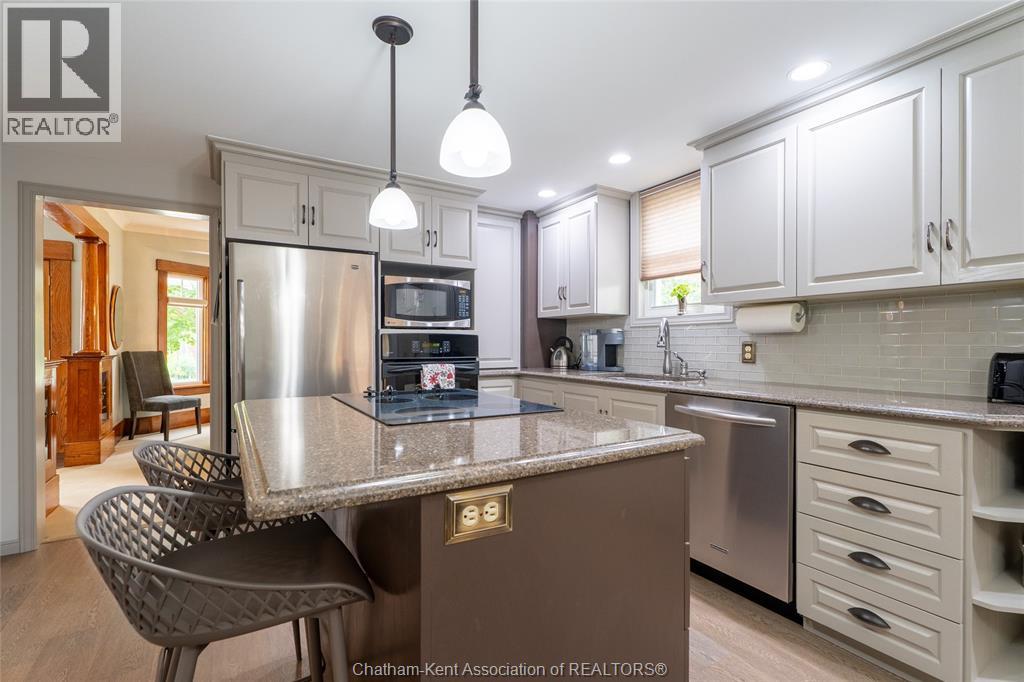 15 Ellwood AVENUE - 14