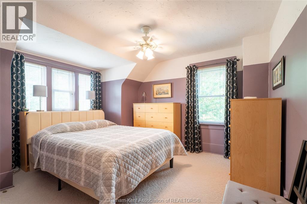 15 Ellwood AVENUE - 29