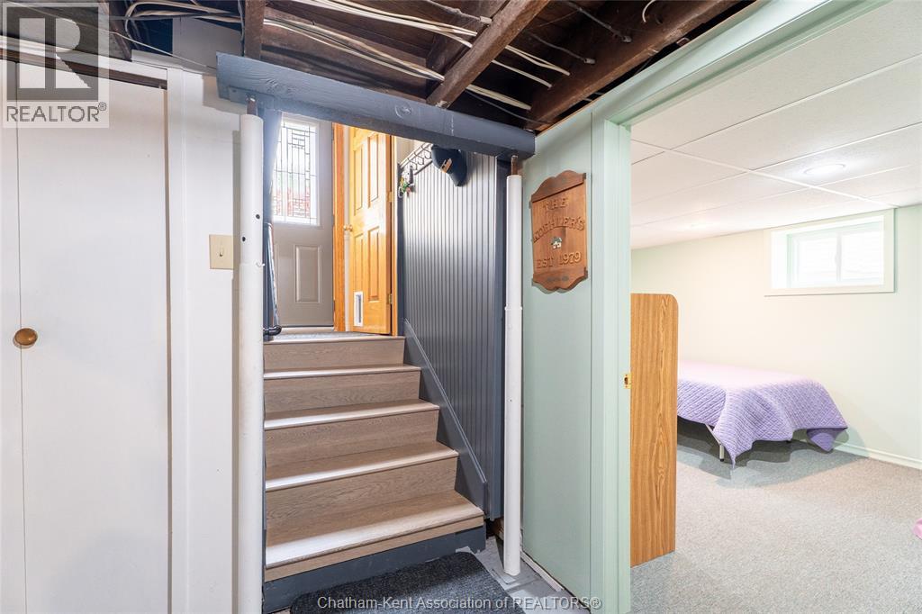 15 Ellwood AVENUE - 37