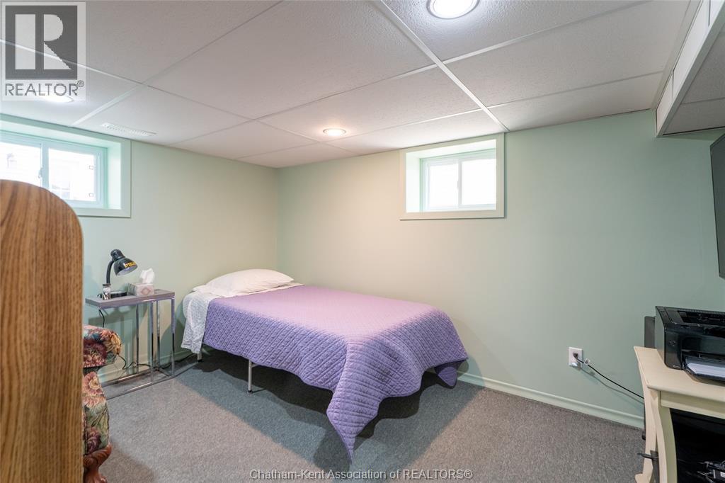 15 Ellwood AVENUE - 38