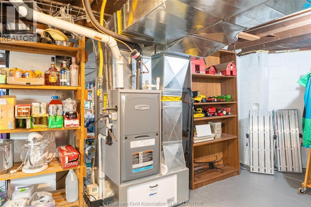 15 Ellwood AVENUE - 40
