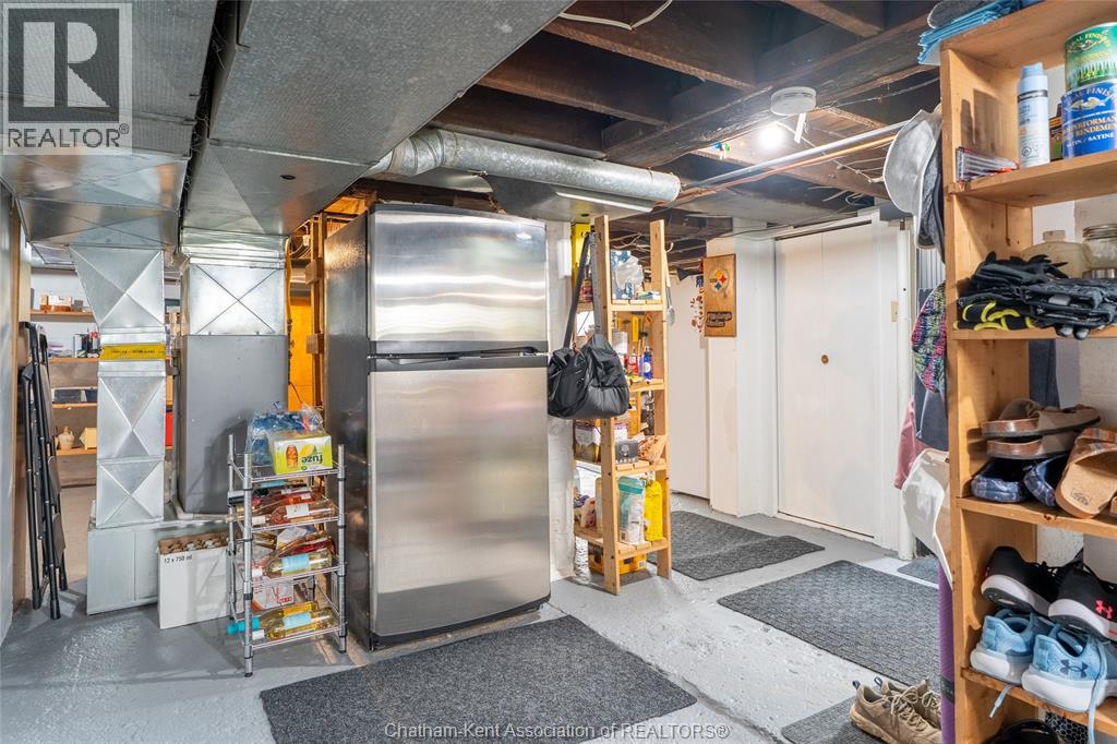 15 Ellwood AVENUE - 44