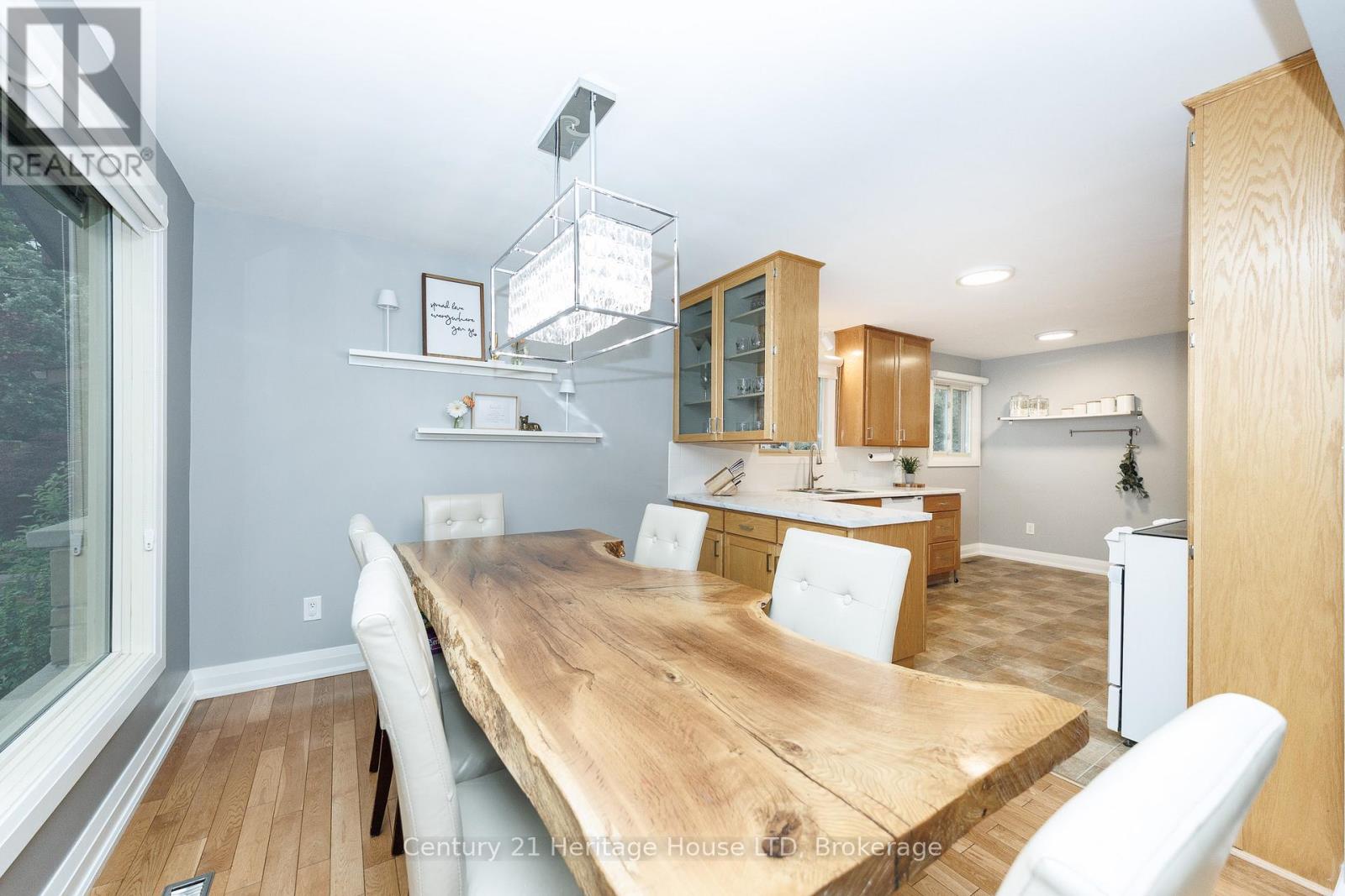 14 STANLEY STREET - 13