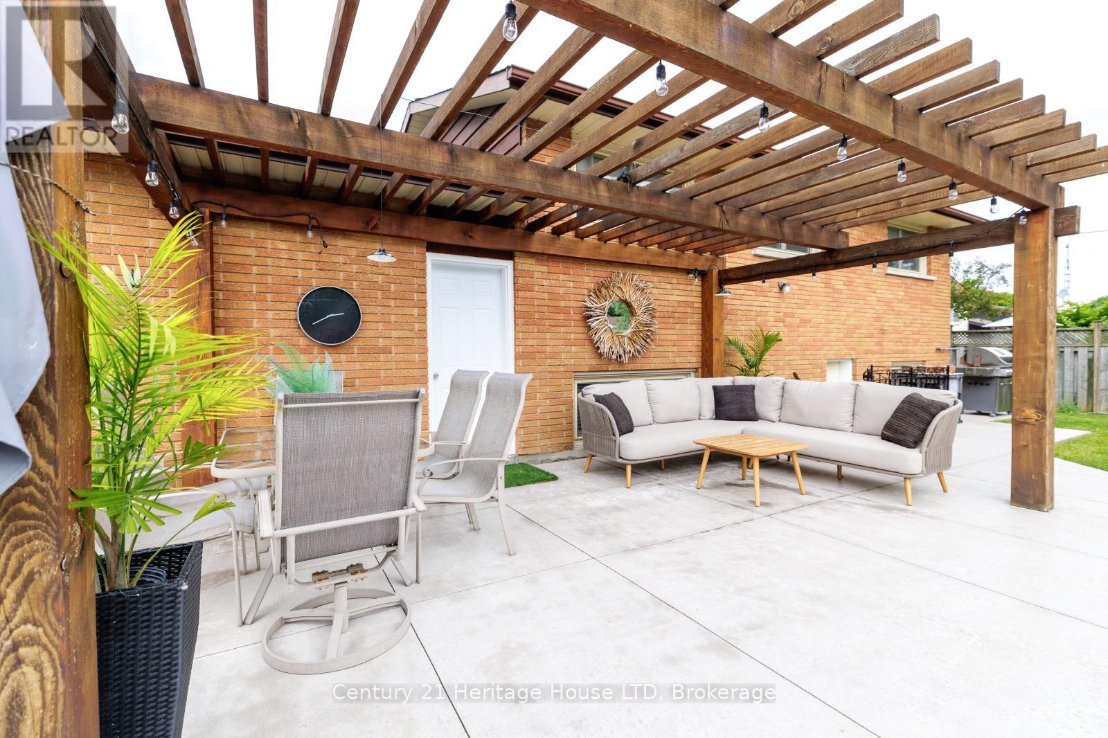 14 STANLEY STREET - 34