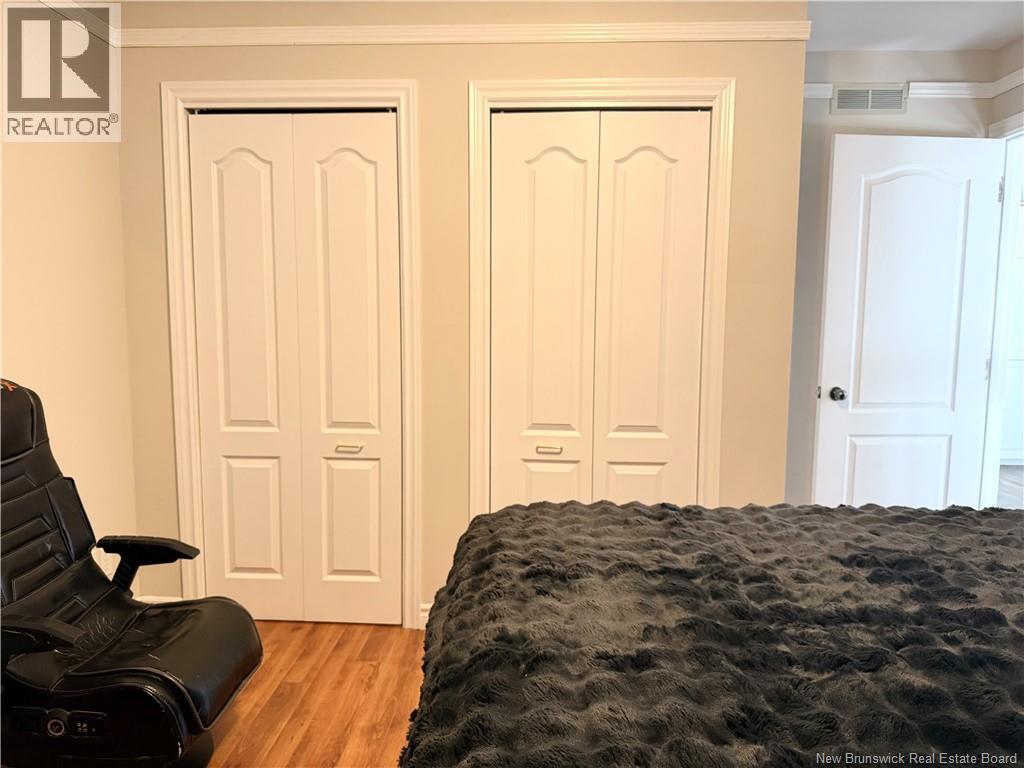 30 Florient - Image 17