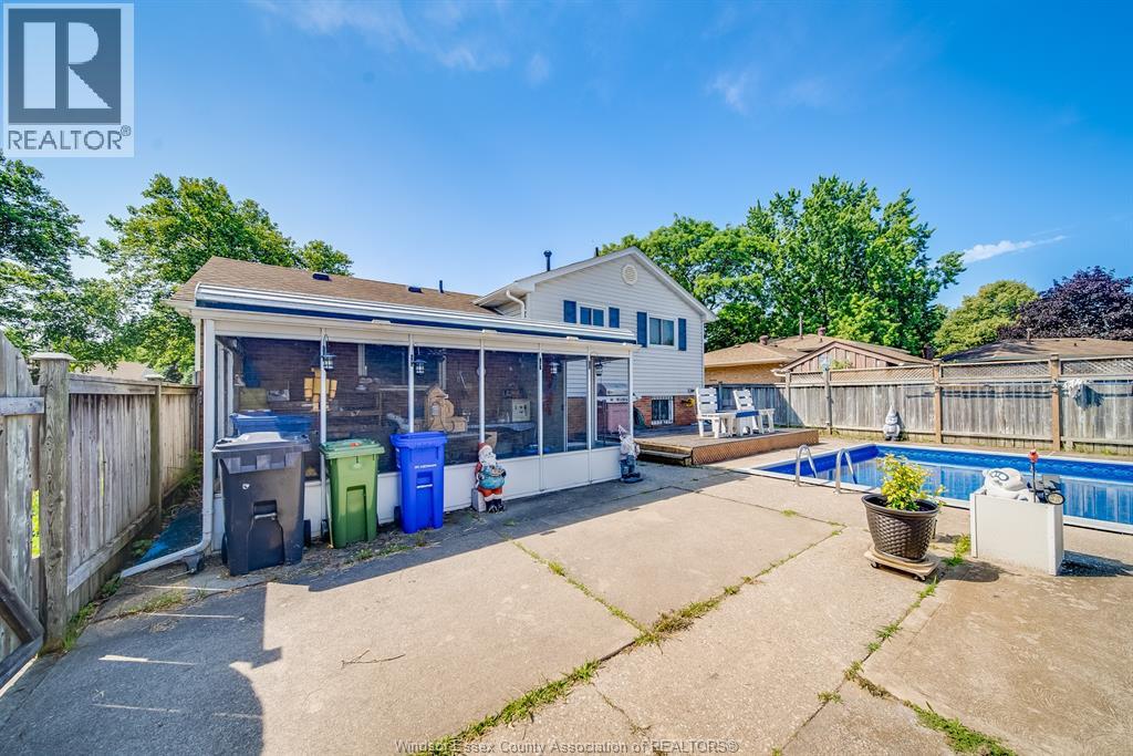 5122 COLBOURNE DRIVE - 33