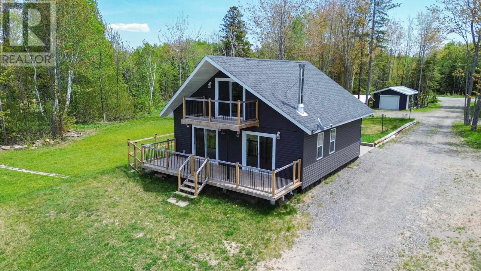 838 Four Seasons DR - 11