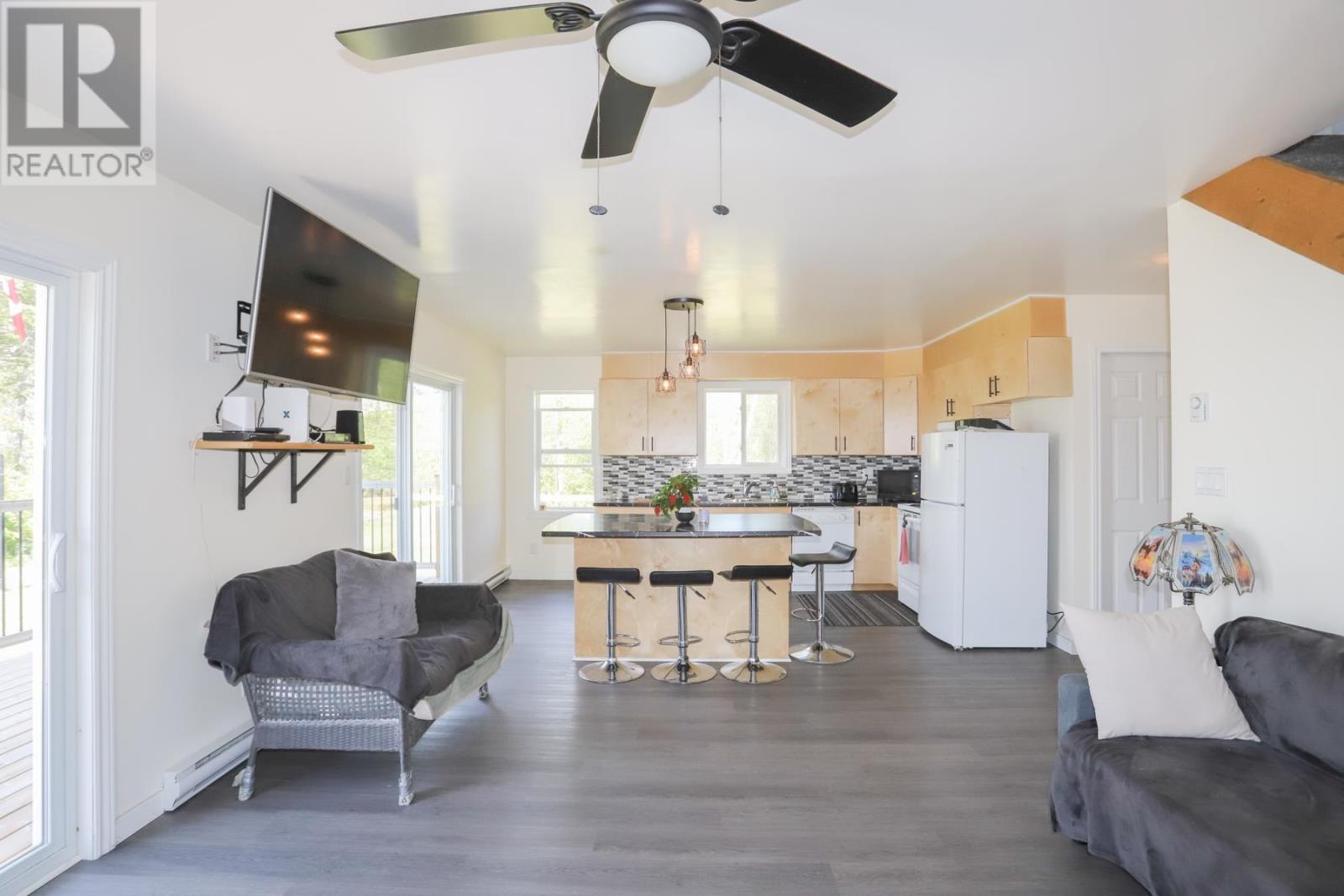 838 Four Seasons DR - 34