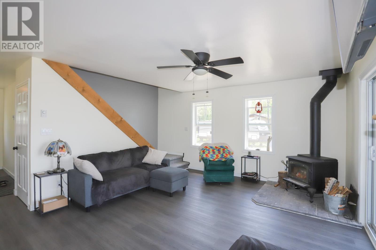 838 Four Seasons DR - 32